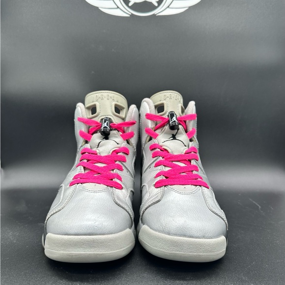 Jordan 6 Retro “Valentine’s Day” women’s size 8/6.5Y - Picture 6 of 7